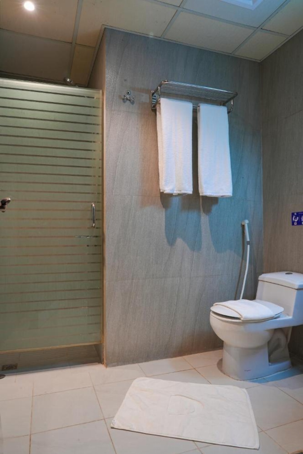Nawazi Watheer Hotel Image 23